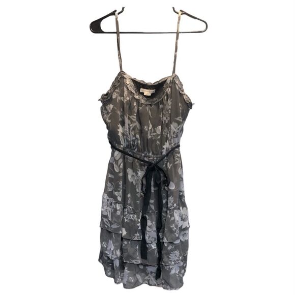 American Eagle Outfitters Dresses & Skirts - American Eagle women’s belted gray/white floral, ruffled dress, size 12